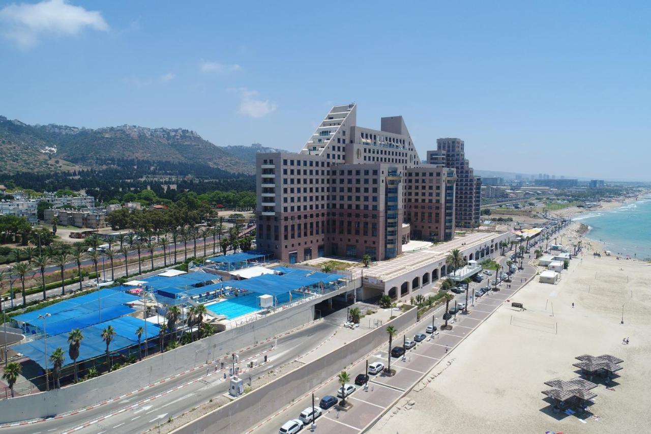 Almogim- Almog Building Haifa Exterior photo