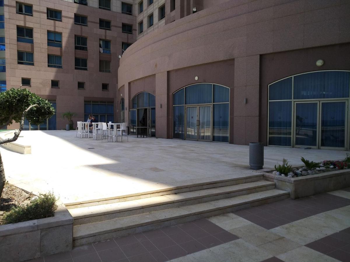 Almogim- Almog Building Haifa Exterior photo